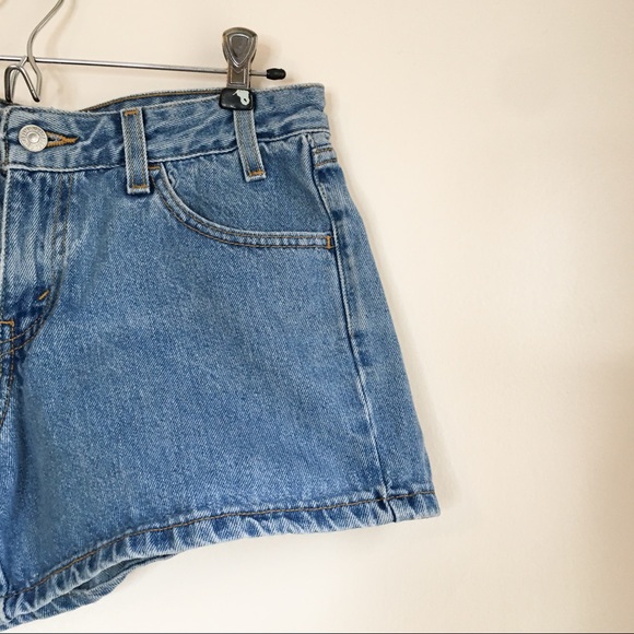 Vintage Levis Juniors Mid-Rise Shorts Blue Size 7 - Picture 5 of 5